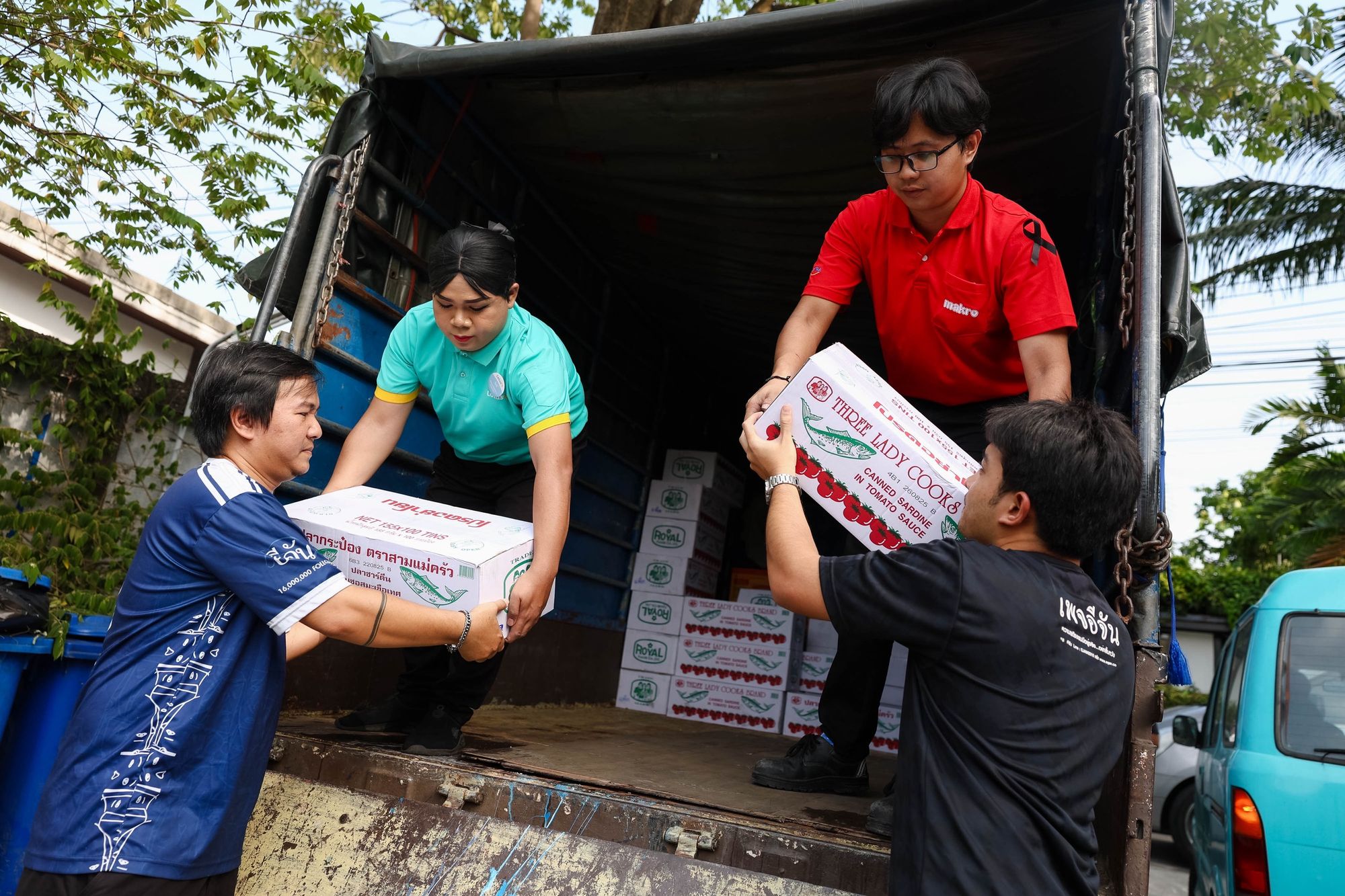 ซีพี แอ็กซ์ตร้า อาสา ผนึกกำลังพันธมิตร ลำเลียงถุงยังชีพและของจำเป็น 
ลงพื้นที่หาดใหญ่ ช่วยเหลือผู้ประสบภัยน้ำท่วมอย่างเร่งด่วน